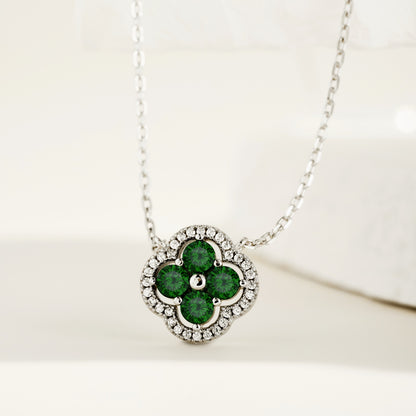 Four-Leaf Clover Zircon Pendant in Silver